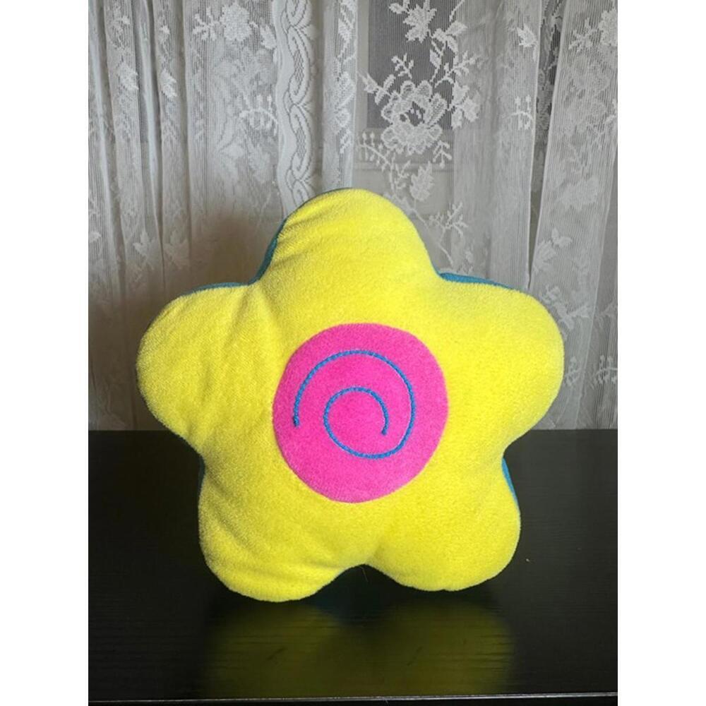 Vintage KRU Room Star Plush Pillow – Yellow, Pink & Blue Spiral Design